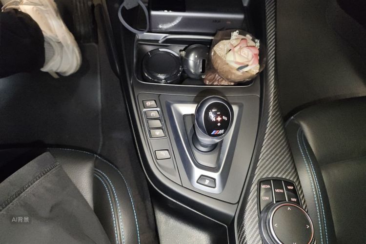 BMW M2 2019 изображение автомобиля #16