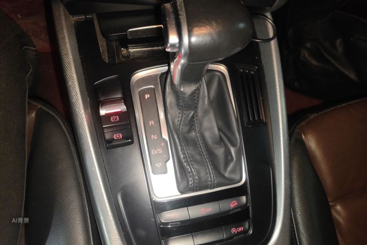 Audi Q5 2016 imagen de coche #16