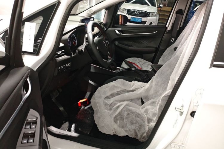X3 PRO 2025 #16 X3 PRO 2025 car image #16