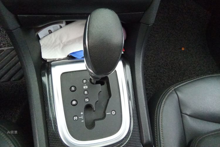 Citroen C4L 2014 immagine di auto #16