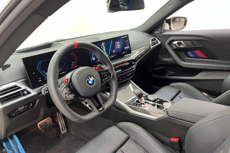 BMW M2 2026 immagine di auto #16