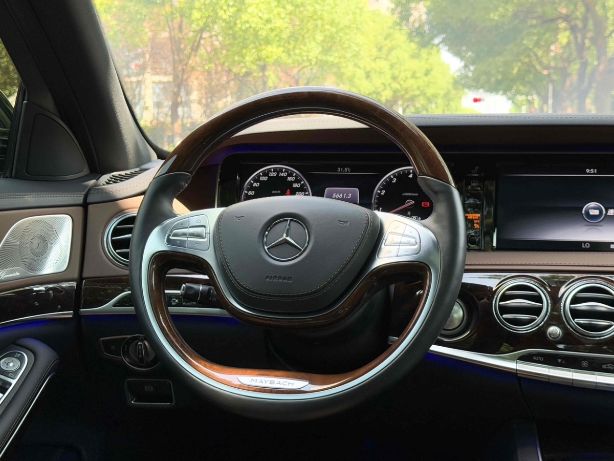 Mercedes-Benz GL AMG 2017 immagine di auto #16