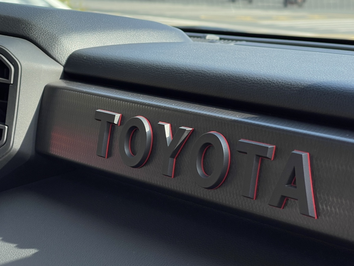 Toyota Sequoia 2023 #16 Toyota Sequoia 2023 imagen de coche #16