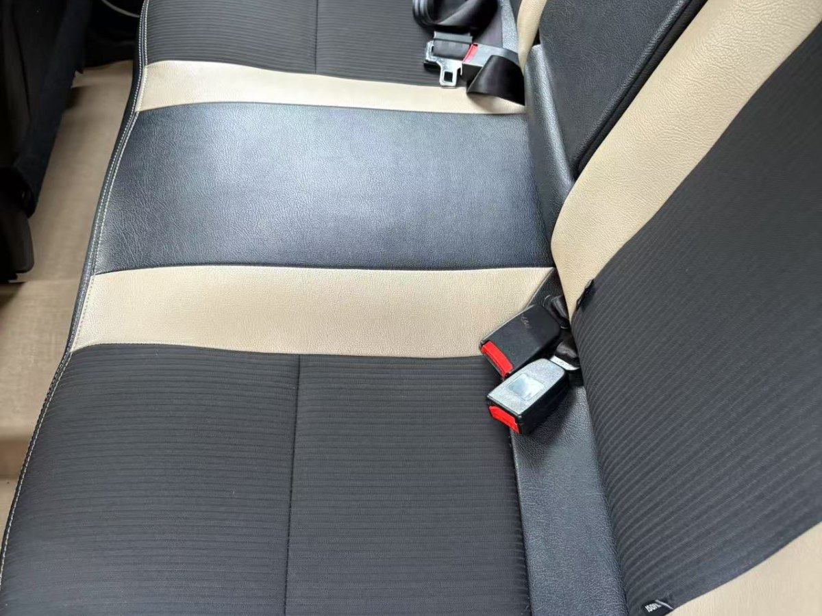 Forthing JOYEAR X3 2015 immagine di auto #16