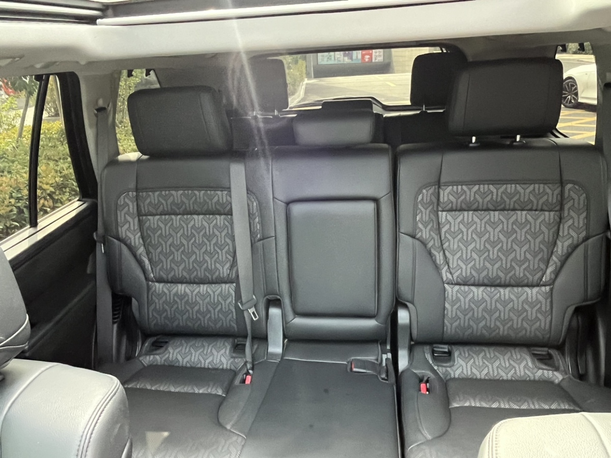 Toyota Sequoia 2023 #16 Toyota Sequoia 2023 imagen de coche #16