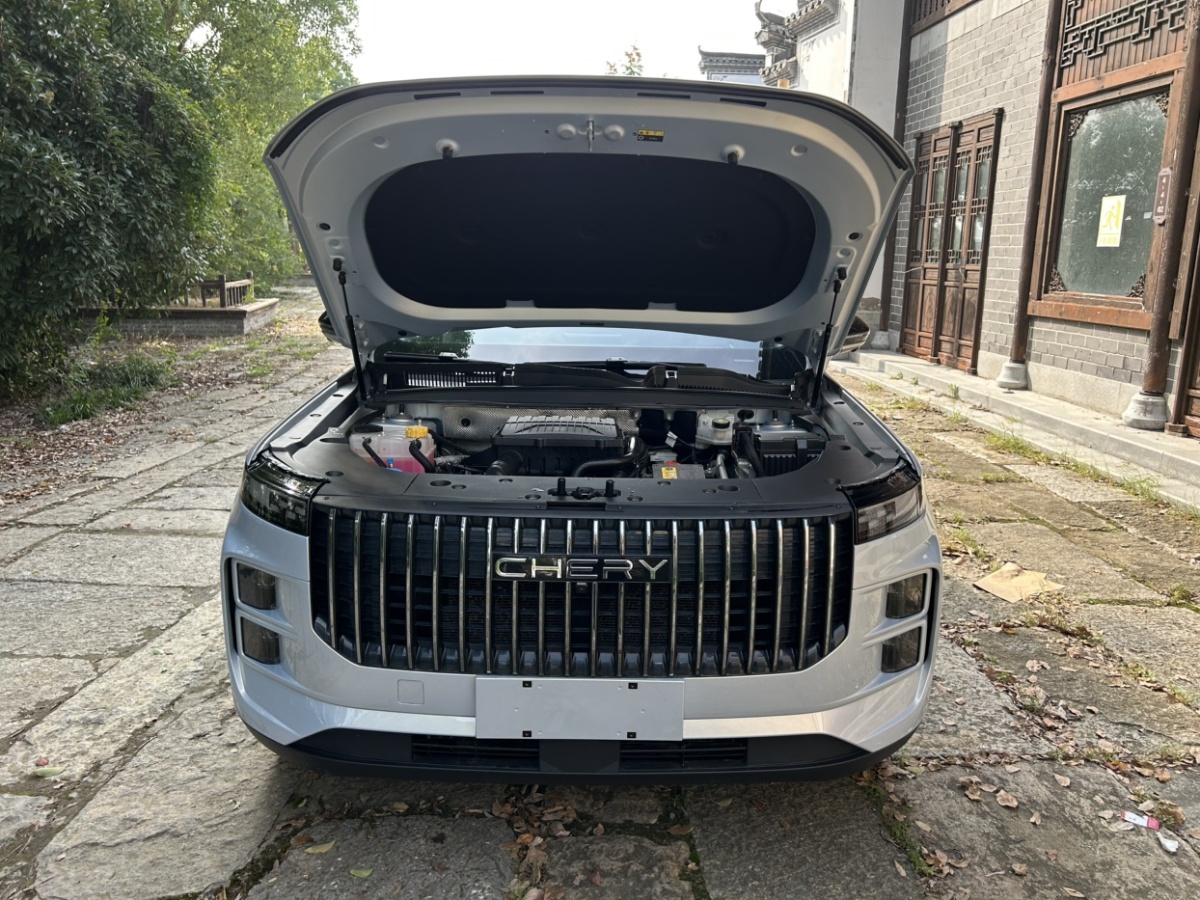 Chery Exploration 06 C-DM 2025 immagine di auto #16
