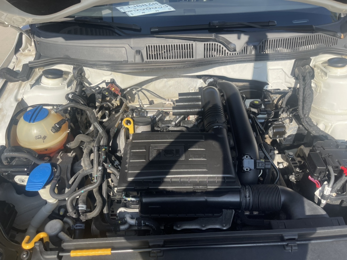 Volkswagen ID.UNYX 06 2016 صورة سيارة #16