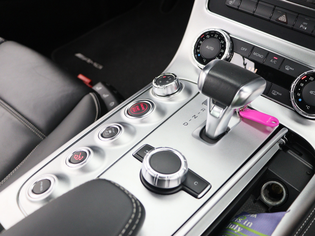 Mercedes-Benz SLS AMG 2013 #16 Mercedes-Benz SLS AMG 2013 car image #16