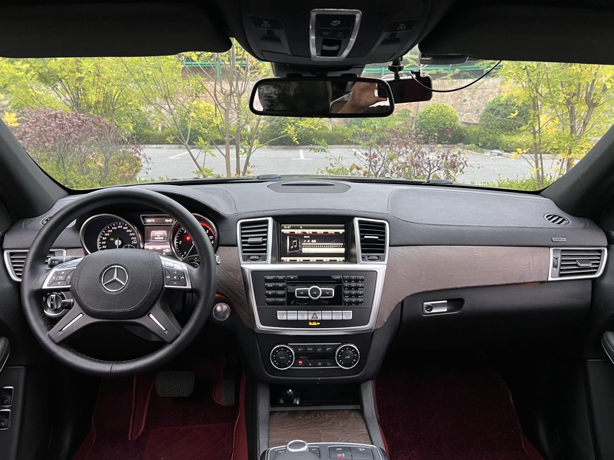 Mercedes-Benz GL Class 2015 #16 Mercedes-Benz GL Class 2015 car image #16