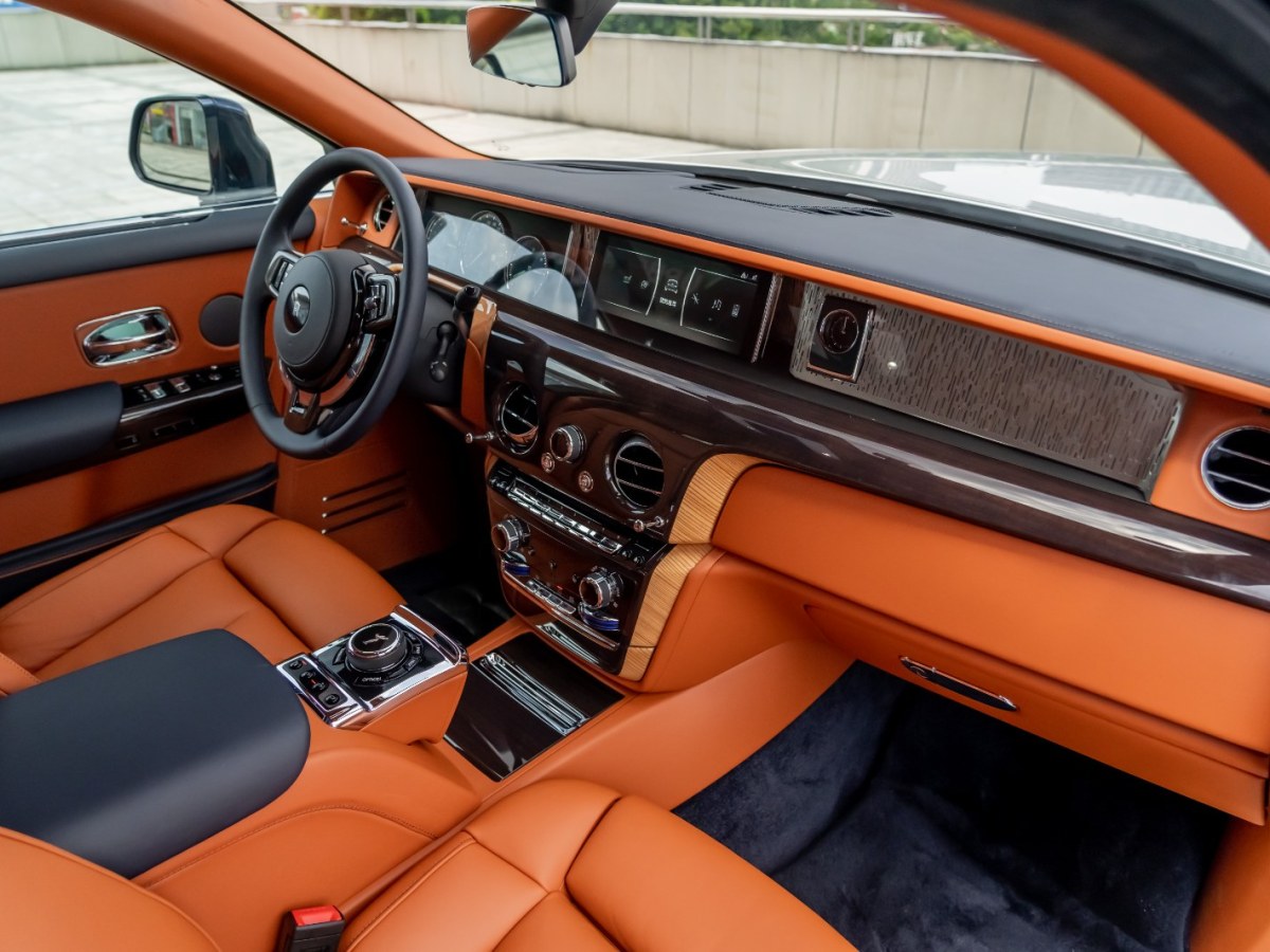 劳斯莱斯 幻影 2023 汽车图片 #16