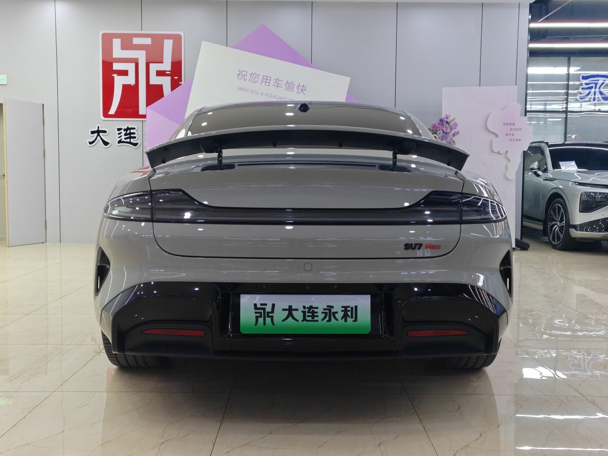 MI SU7 2025 immagine di auto #16