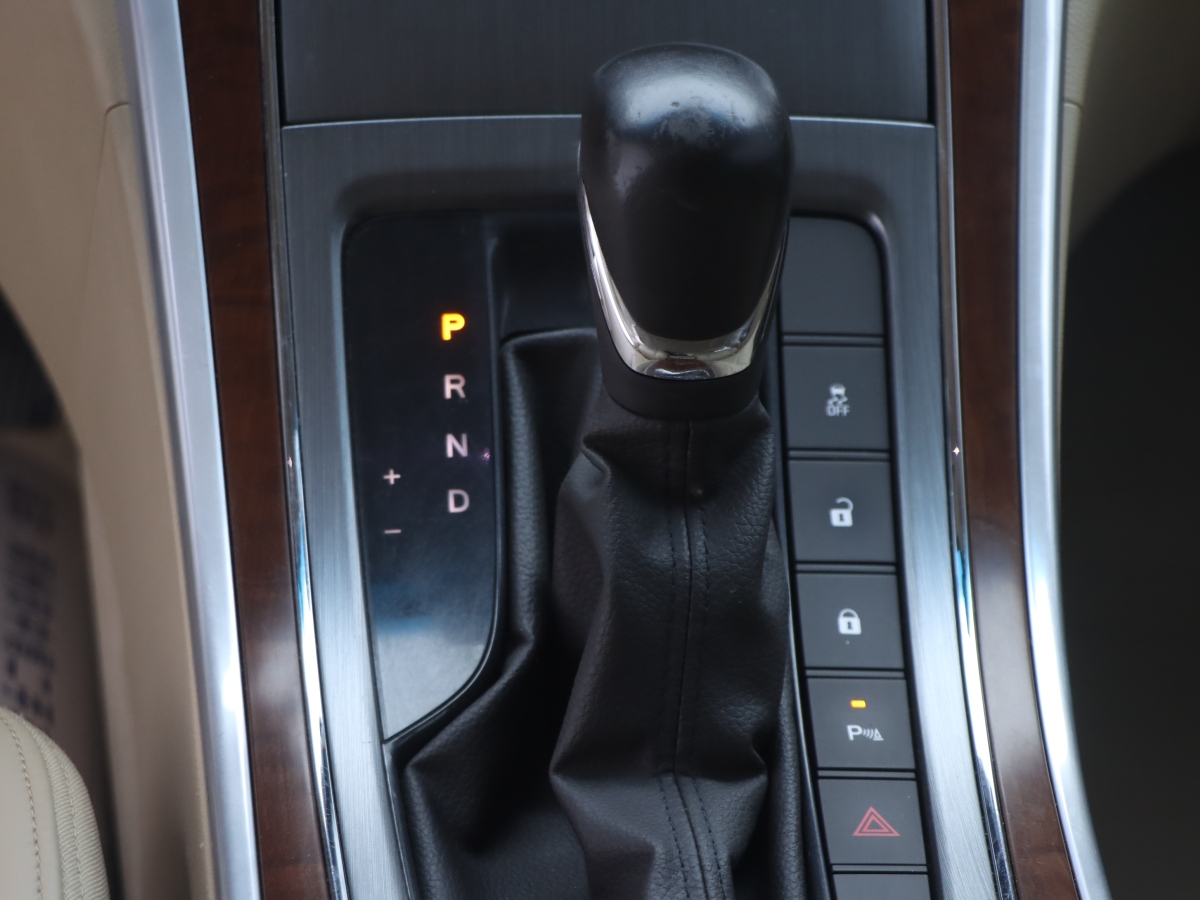 荣威 荣威950 2016 汽车图片 #16