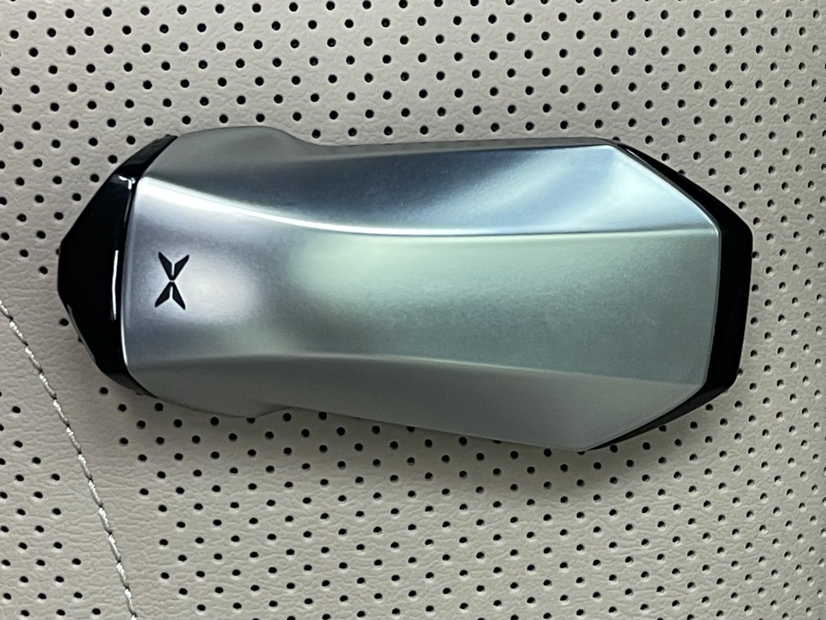 Xpeng X9 2024 imagem de carro #16