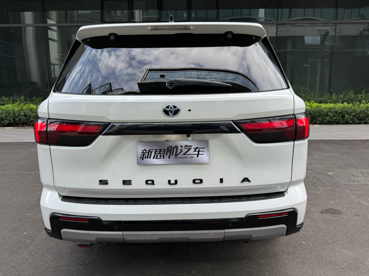 Toyota Sequoia 2023 #16 Toyota Sequoia 2023 imagen de coche #16