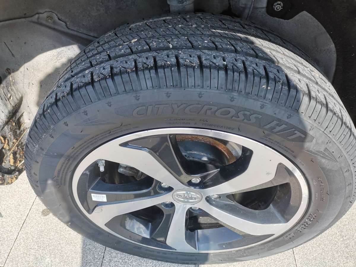 BYD S7 2016 car image #16