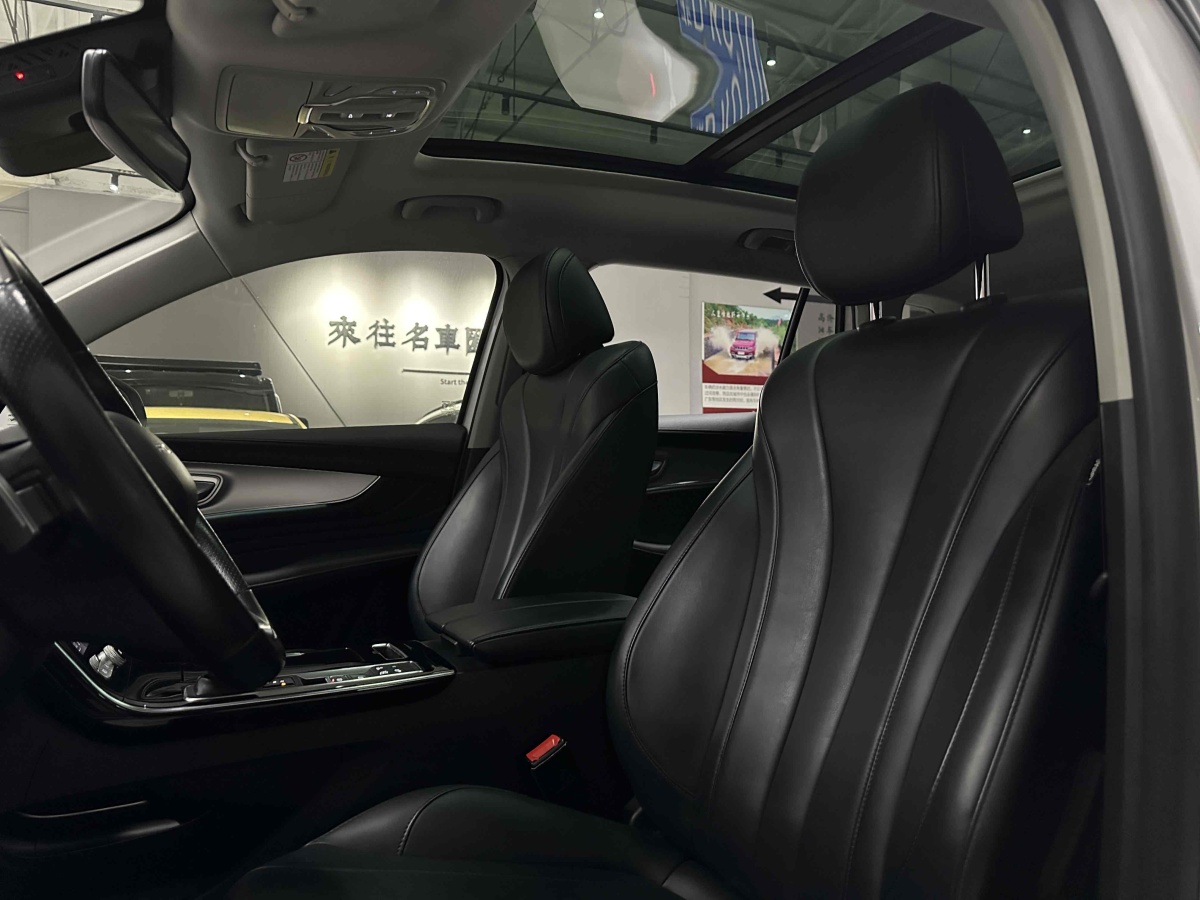 Roewe RX5 eMAX 2020 car image #16