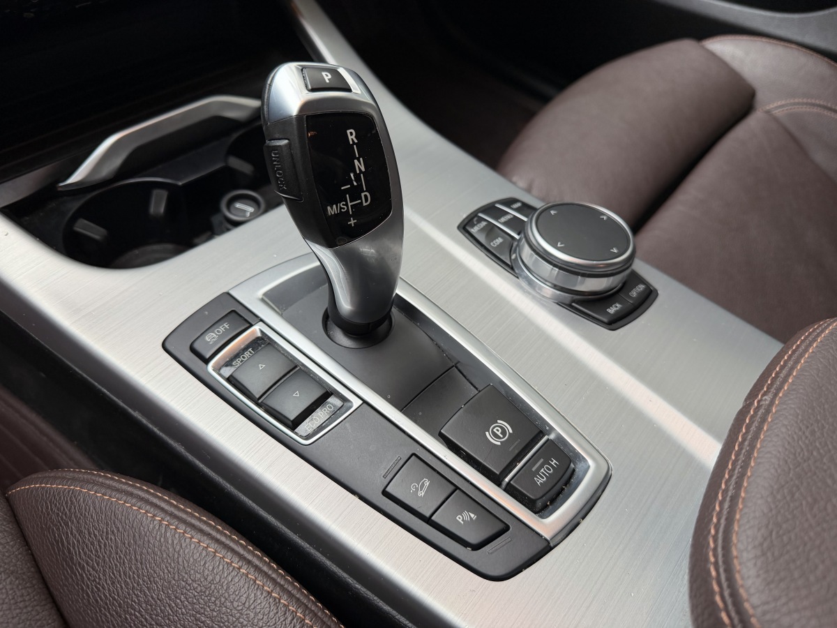 BMW X4 2018 imagen de coche #16