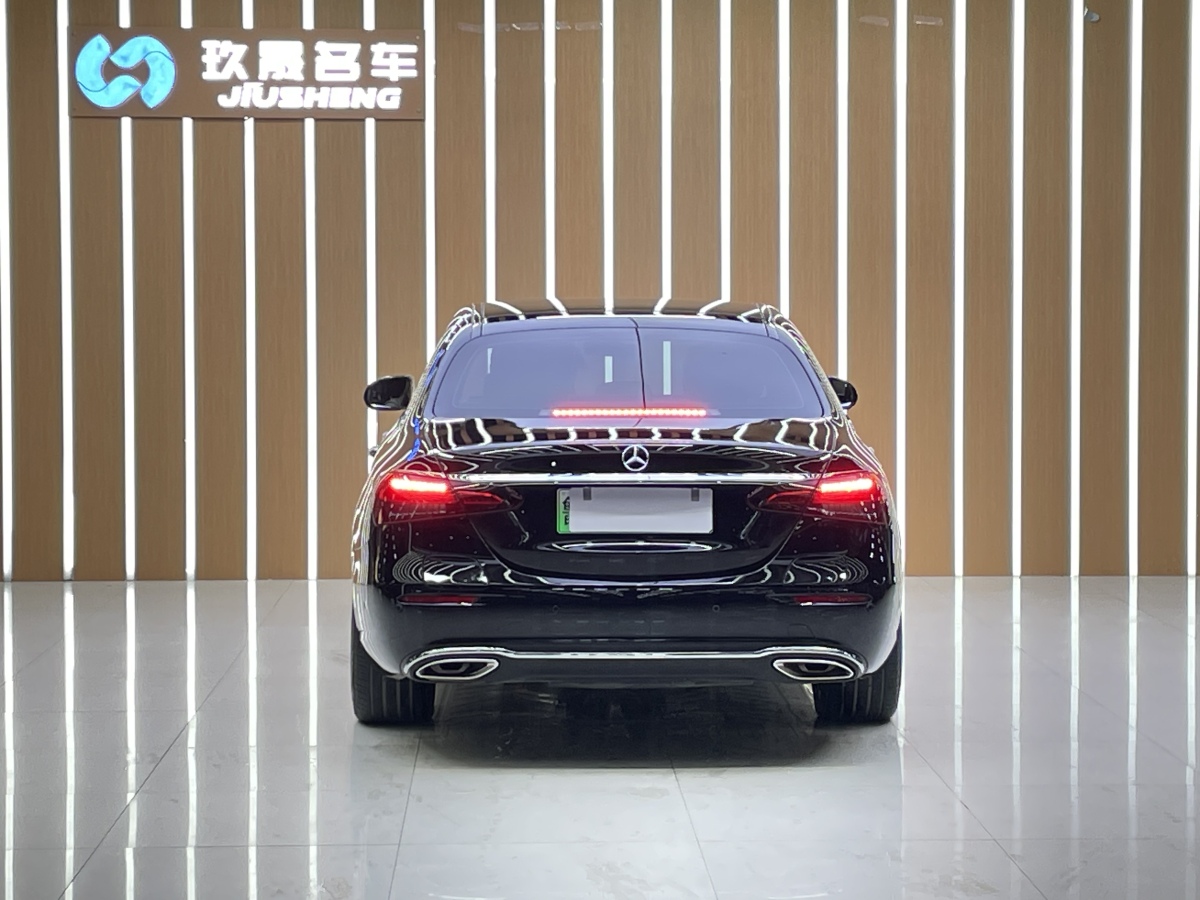 Mercedes-Benz E Class New Energy 2022 car image #16
