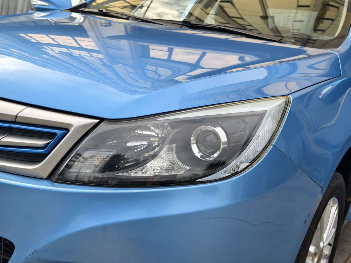 BYD e5 2021 car image #16