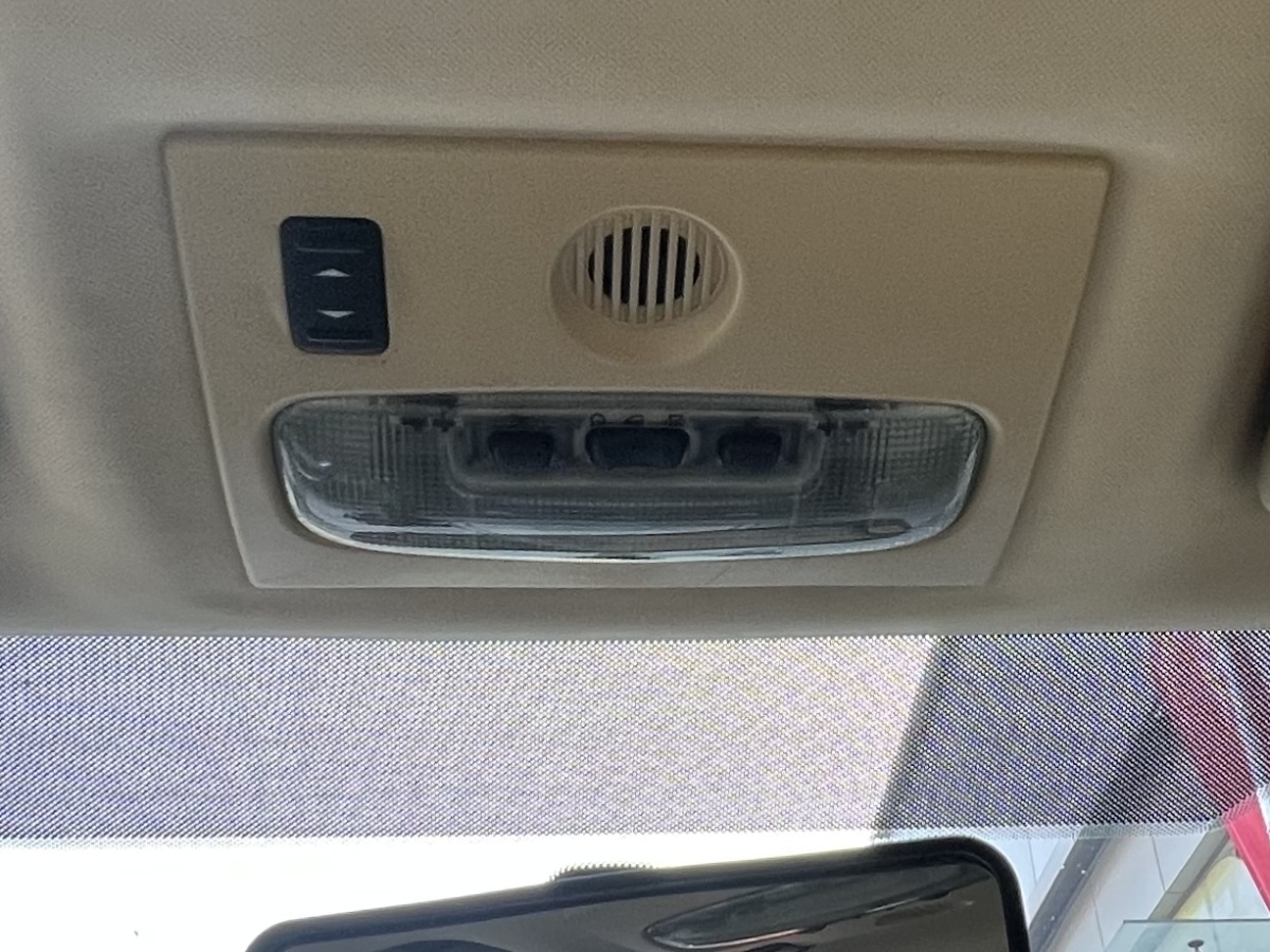 Ford S-MAX 2012 car image #16