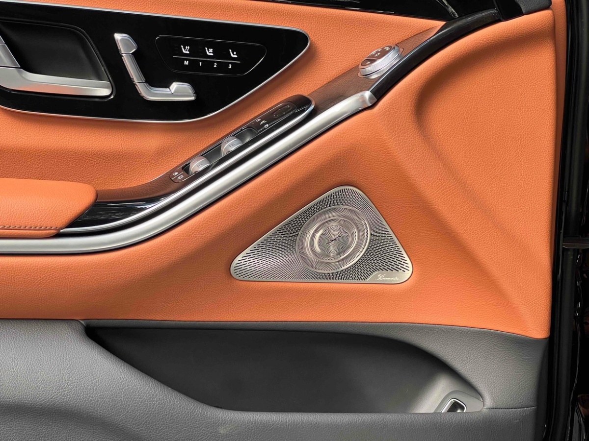 Mercedes-Benz GL AMG 2023 immagine di auto #16