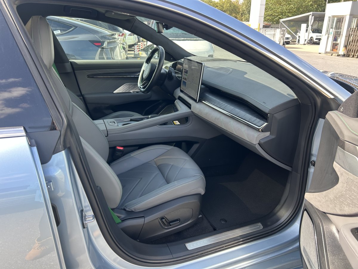 Zeekr 001 FR 2022 صورة سيارة #16