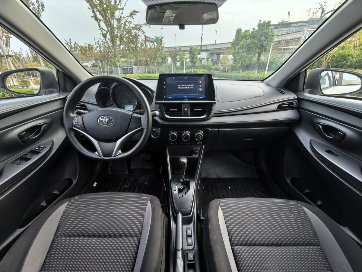 Toyota Vios 2023 immagine di auto #16