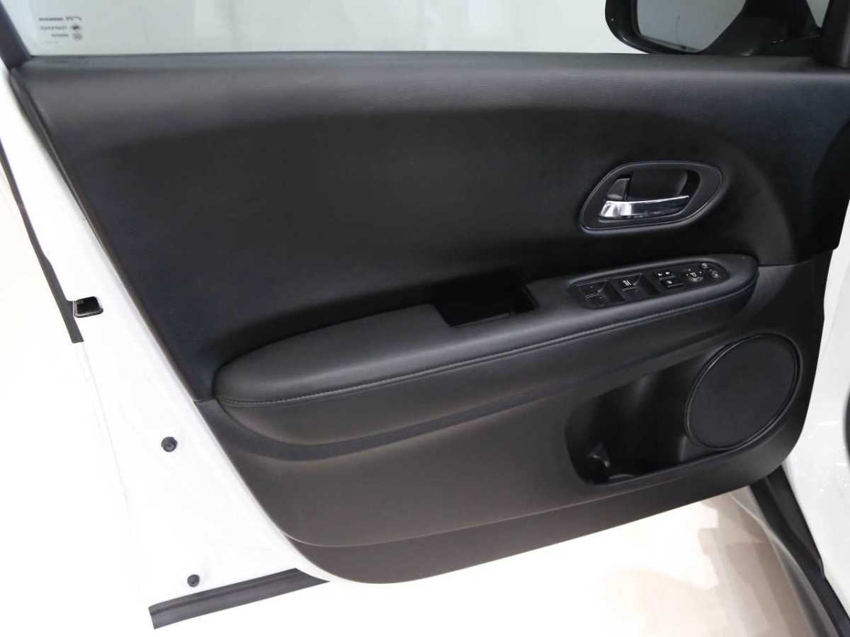 Honda VEZEL 2021 #16 Honda VEZEL 2021 car image #16