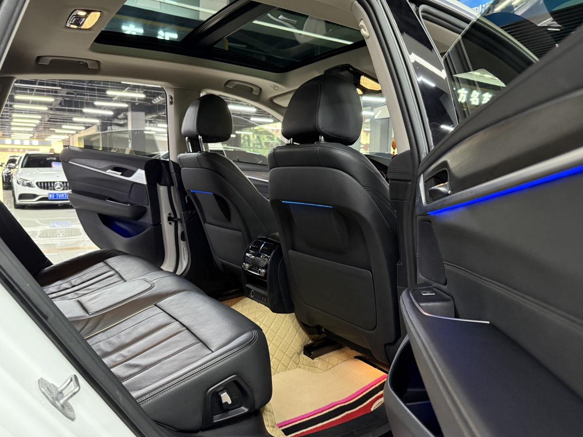 BMW 6 Series 2020 #16 BMW 6 Series 2020 صورة سيارة #16