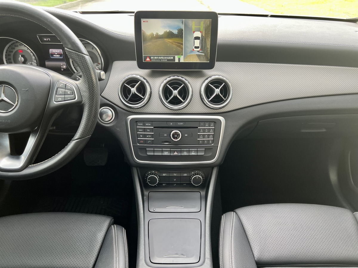 Mercedes-Benz GLA Class (Imported) 2017 immagine di auto #16