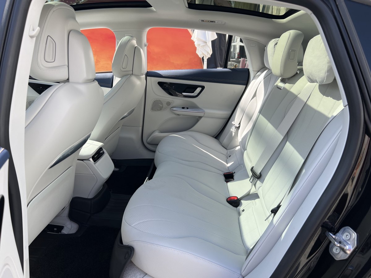 Mercedes-Benz EQE Class 2024 car image #16