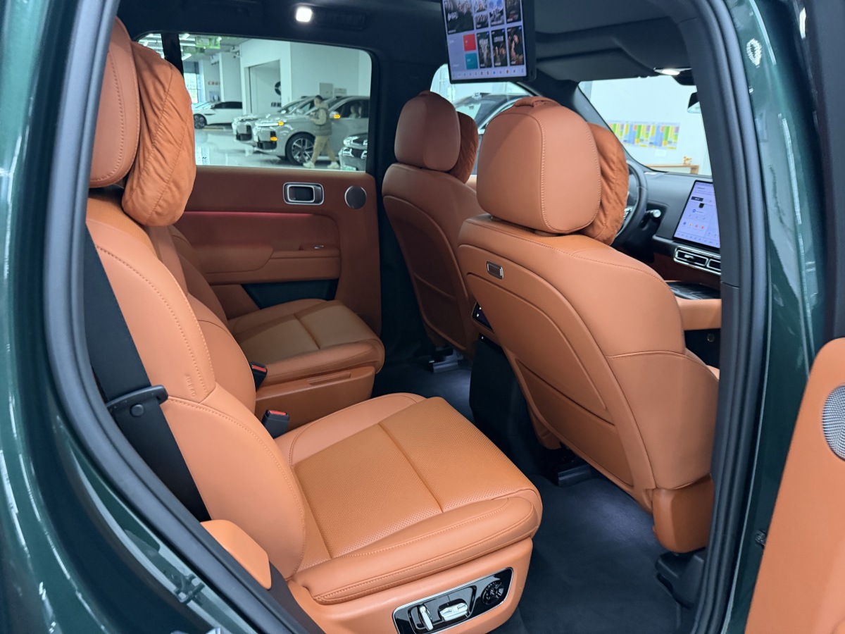 Li L8 2024 изображение автомобиля #16