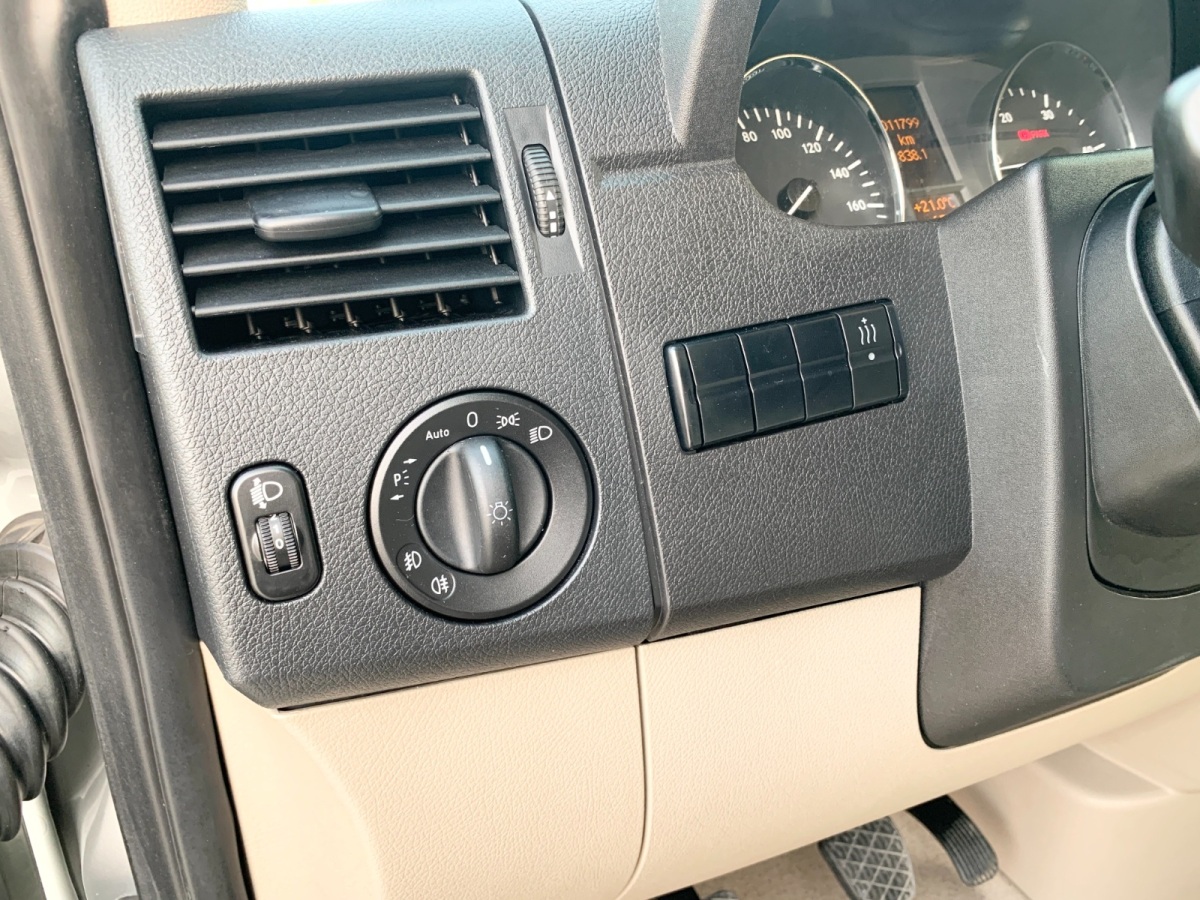 Mercedes-Benz Sprinter 2019 car image #16