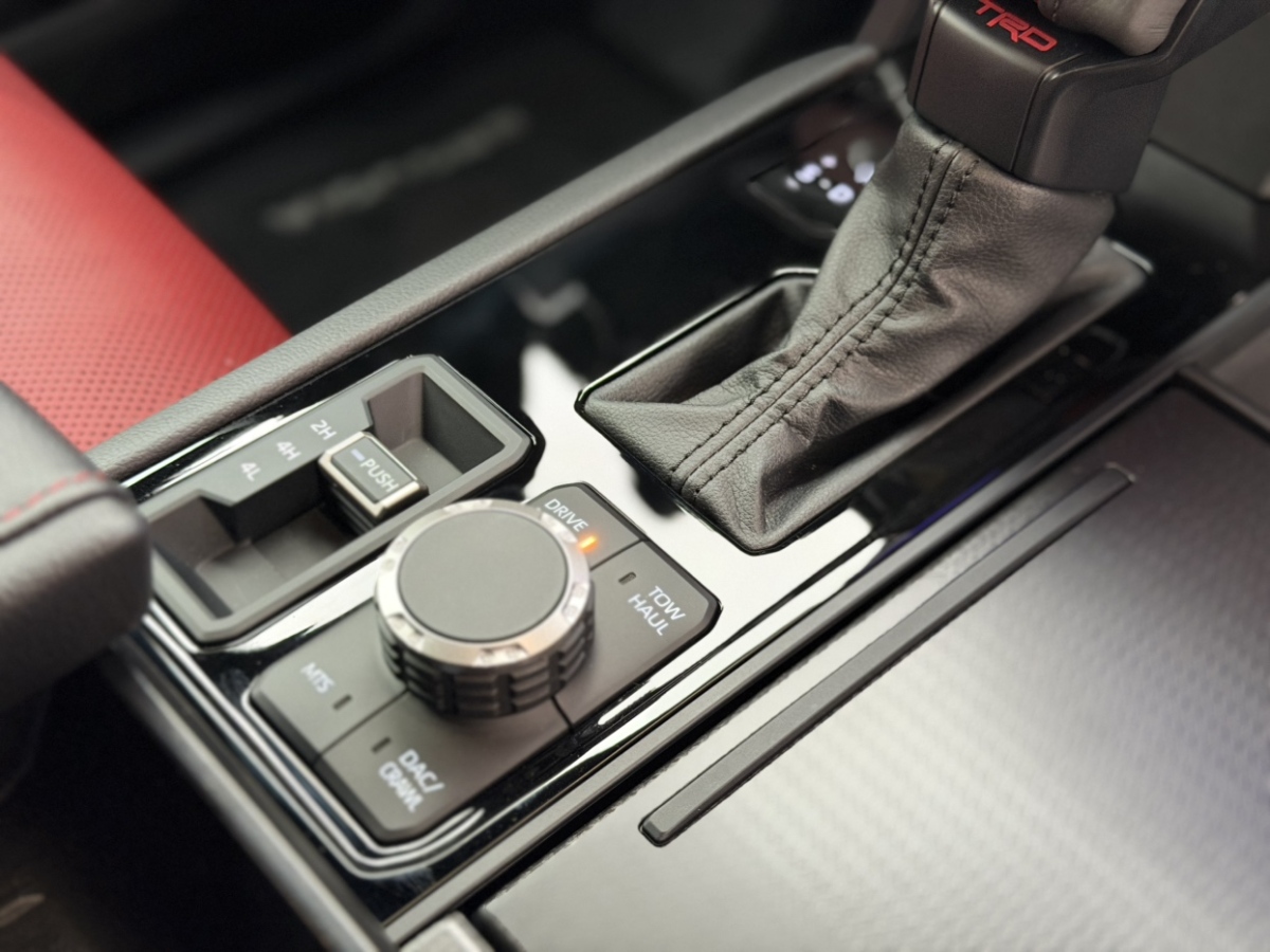 2025 汽车图片 #16