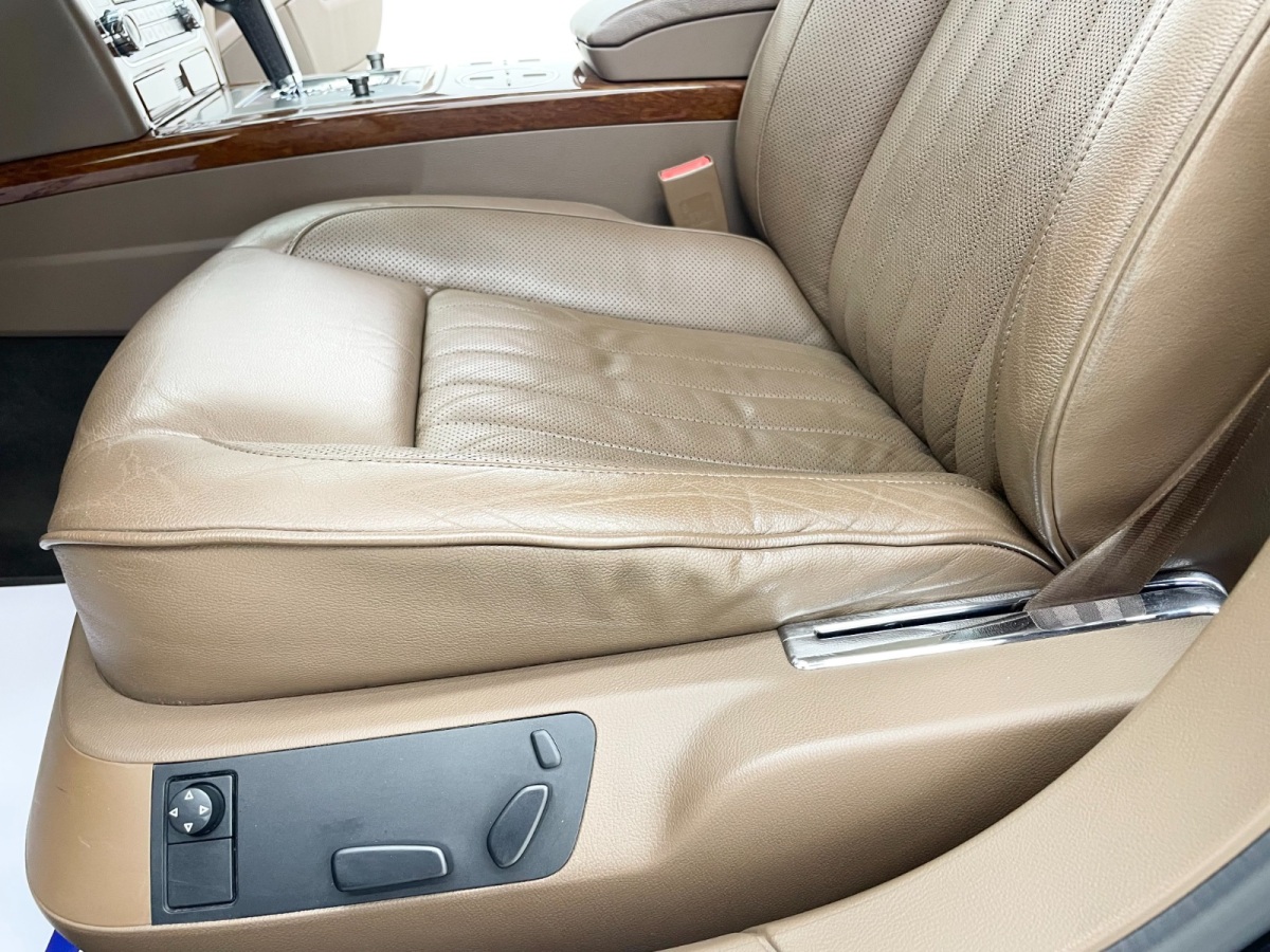 Volkswagen Pheaton 2012 immagine di auto #16