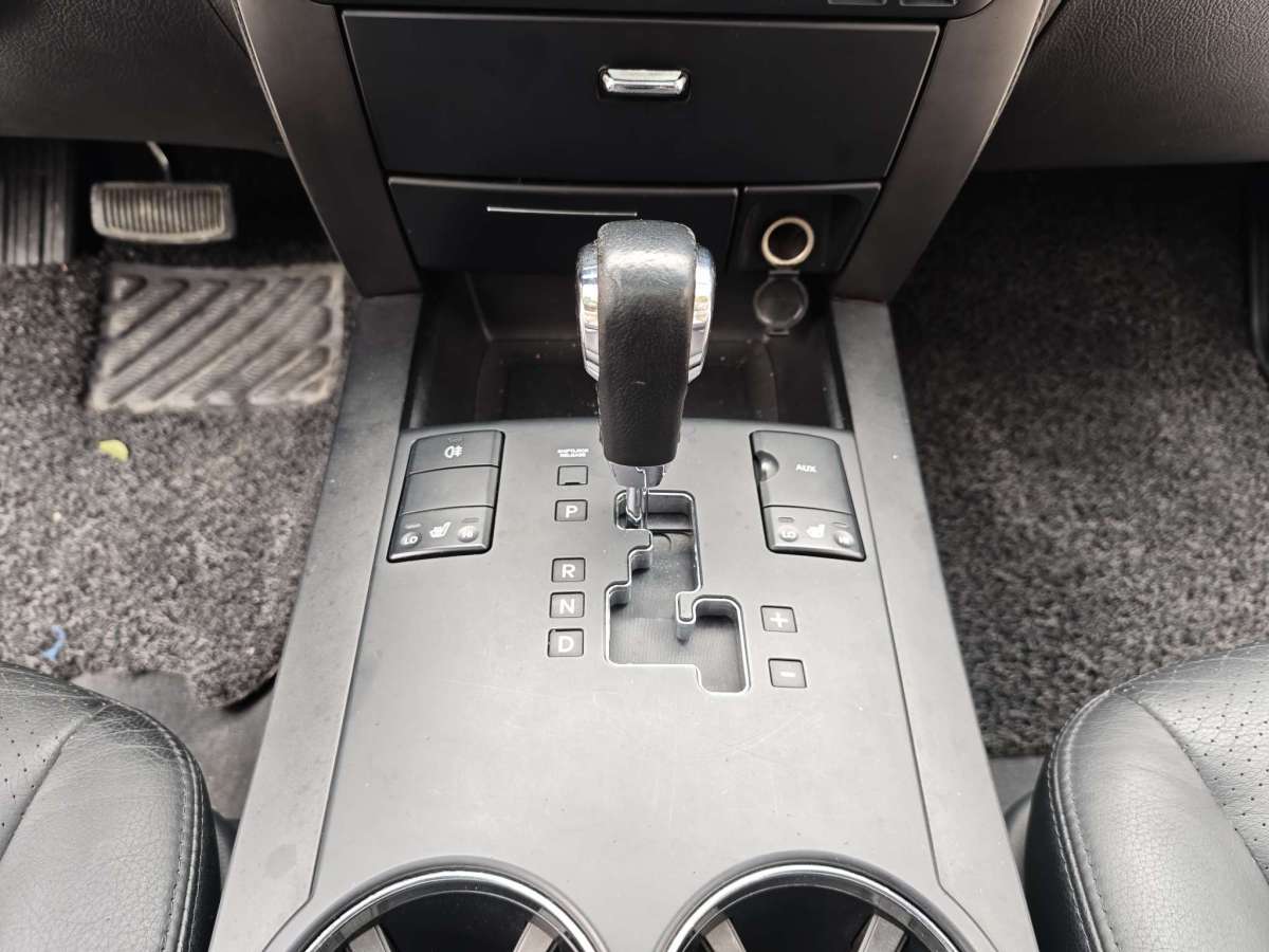 起亚 霸锐 2011 汽车图片 #16