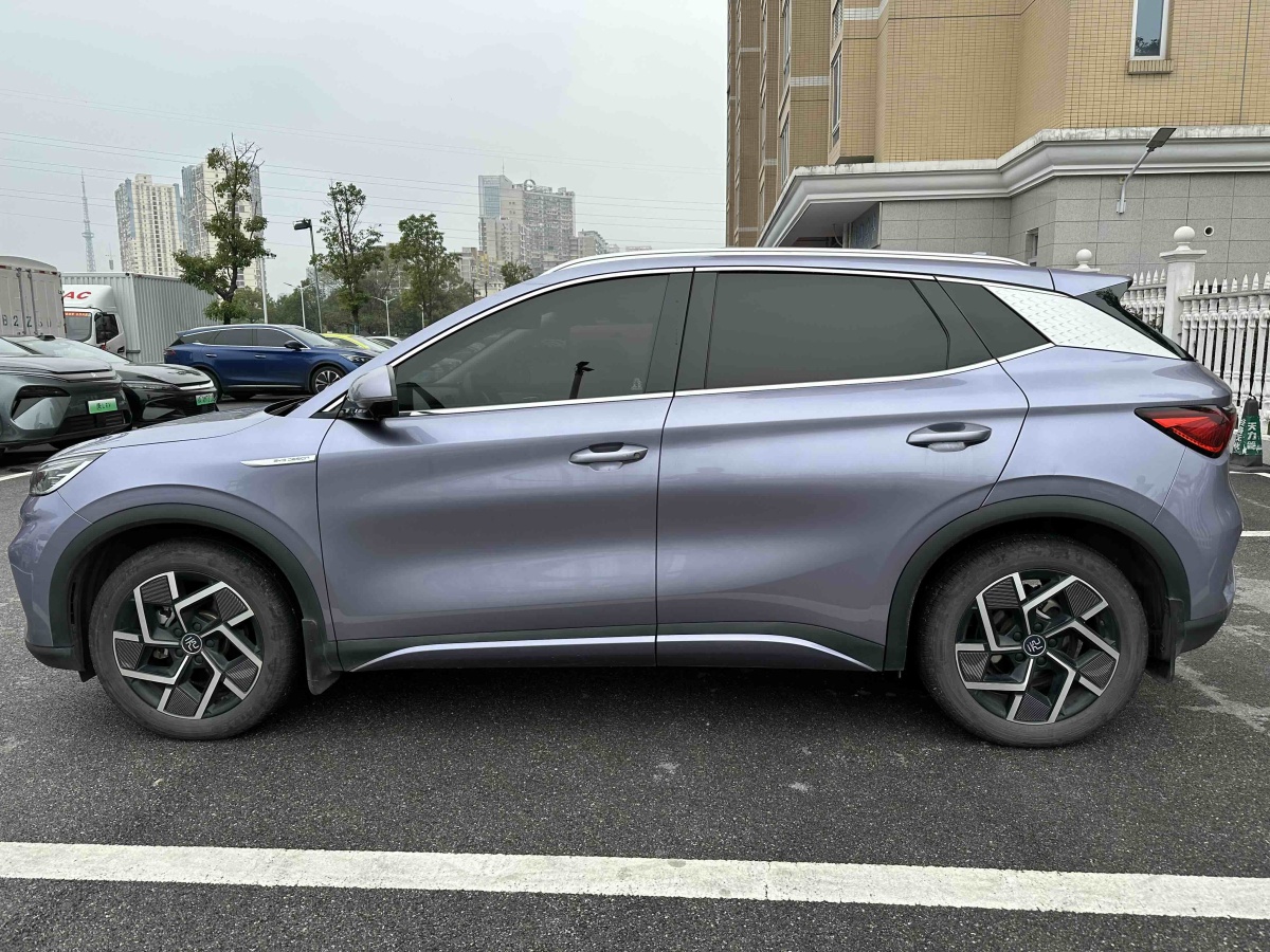 BYD Yuan 2023 car image #16