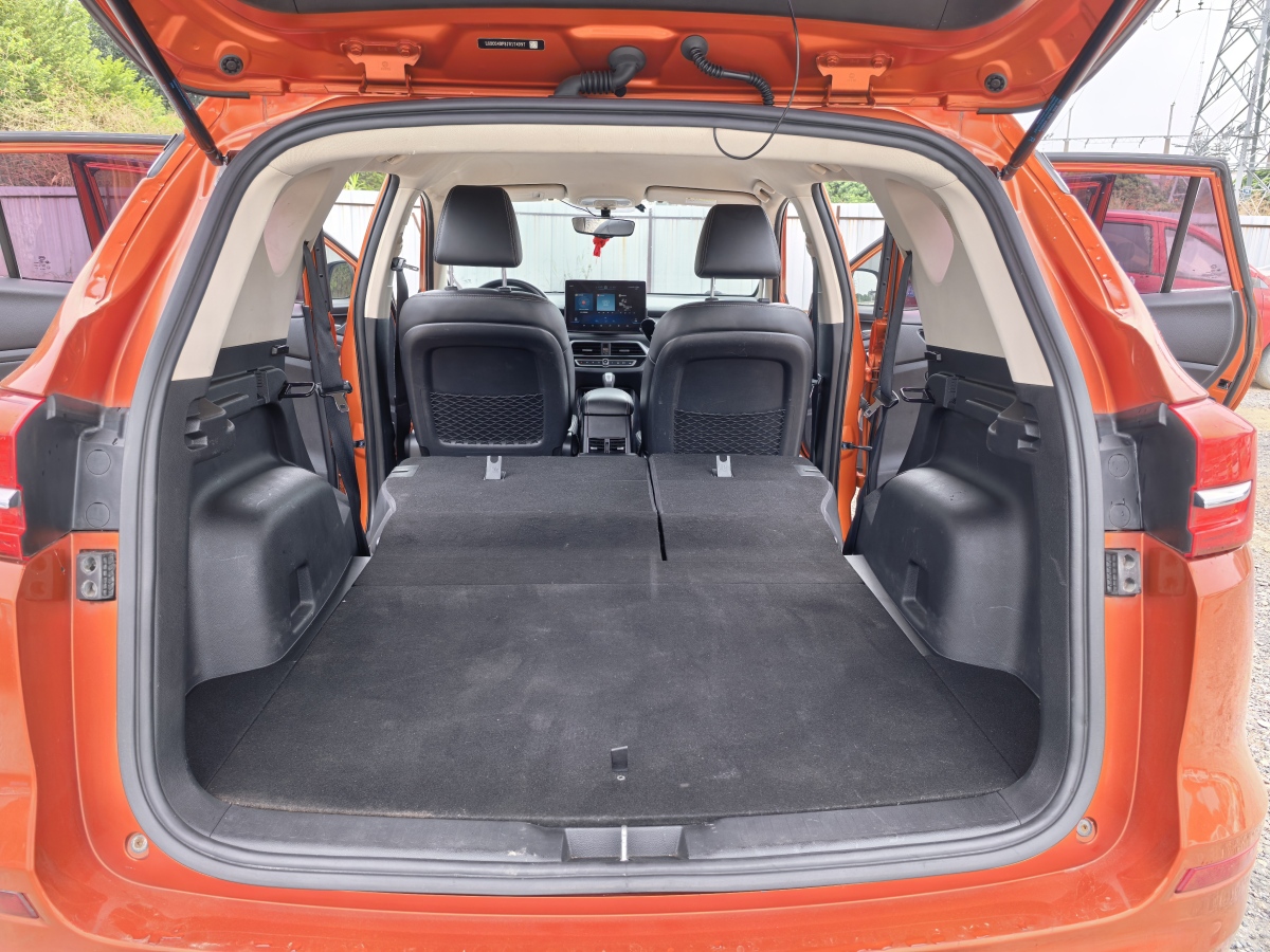 BYD Song 2018 car image #16