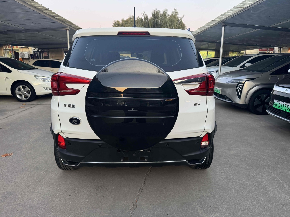 BYD Yuan 2020 car image #16