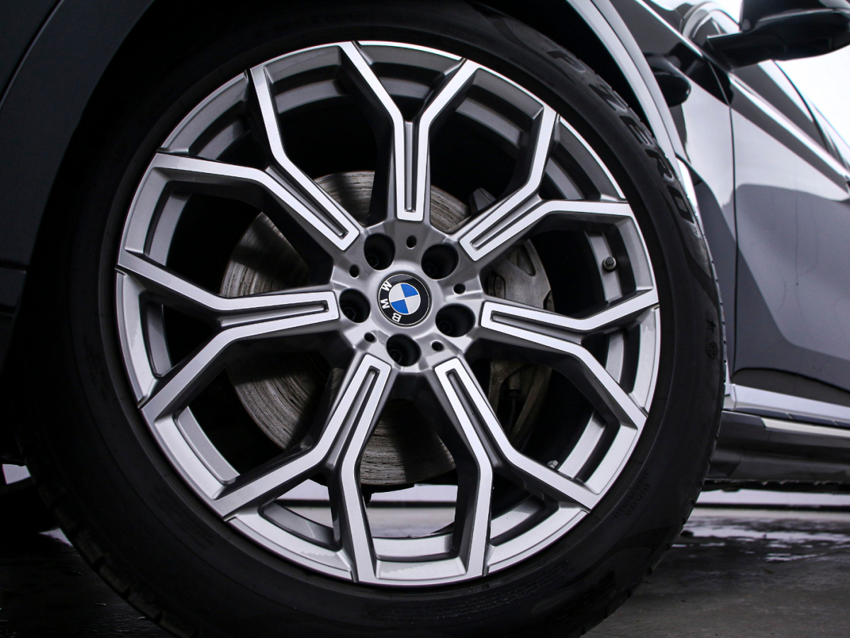 BMW X7 2023 изображение автомобиля #16