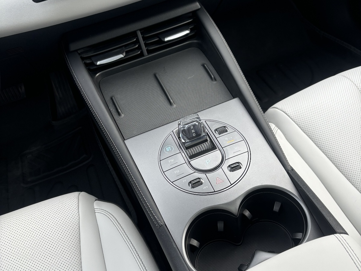 BYD Seal 06 New Energy 2025 car image #16