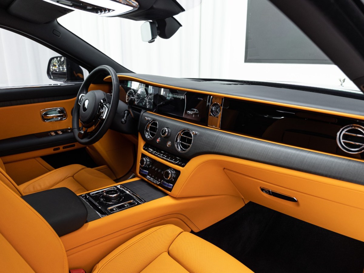 劳斯莱斯 古思特 2022 汽车图片 #16