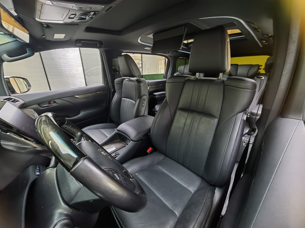 Toyota Alphard 2021 immagine di auto #16