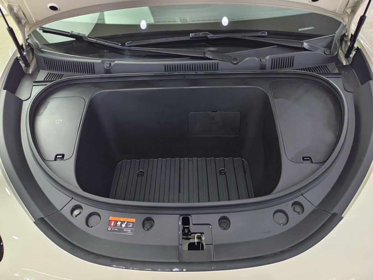 GEELY 2025 #16 GEELY 2025 car image #16