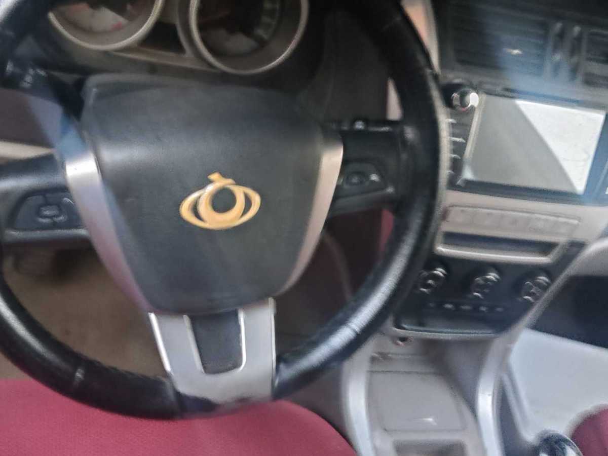 GEELY GX7 2012 car image #16