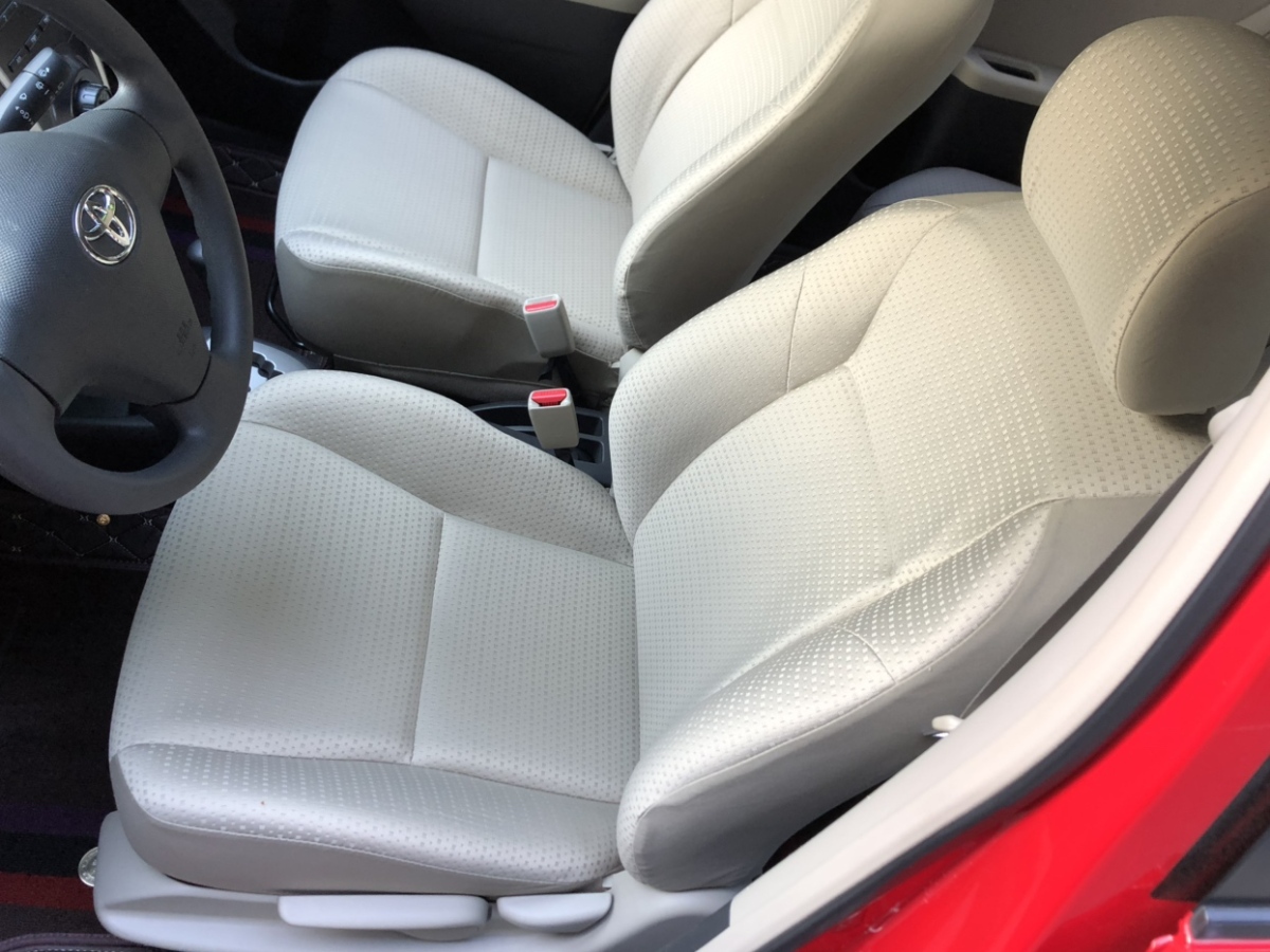 Toyota Yaris 2013 imagem de carro #16