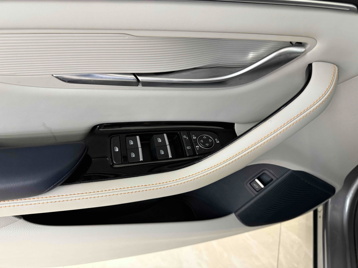 BYD Song Plus New Energy 2022 car image #16