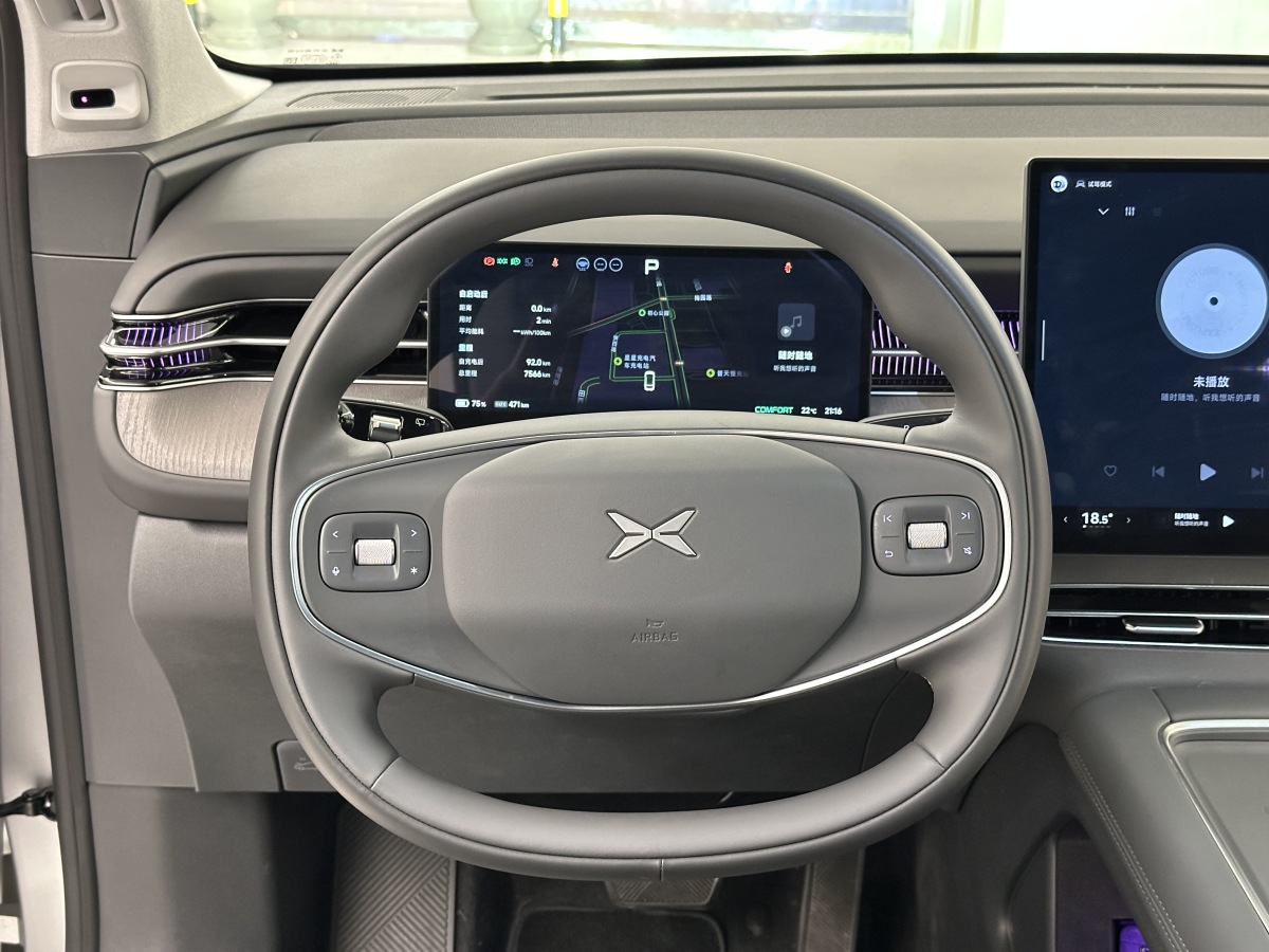 Xpeng G6 2025 صورة سيارة #16