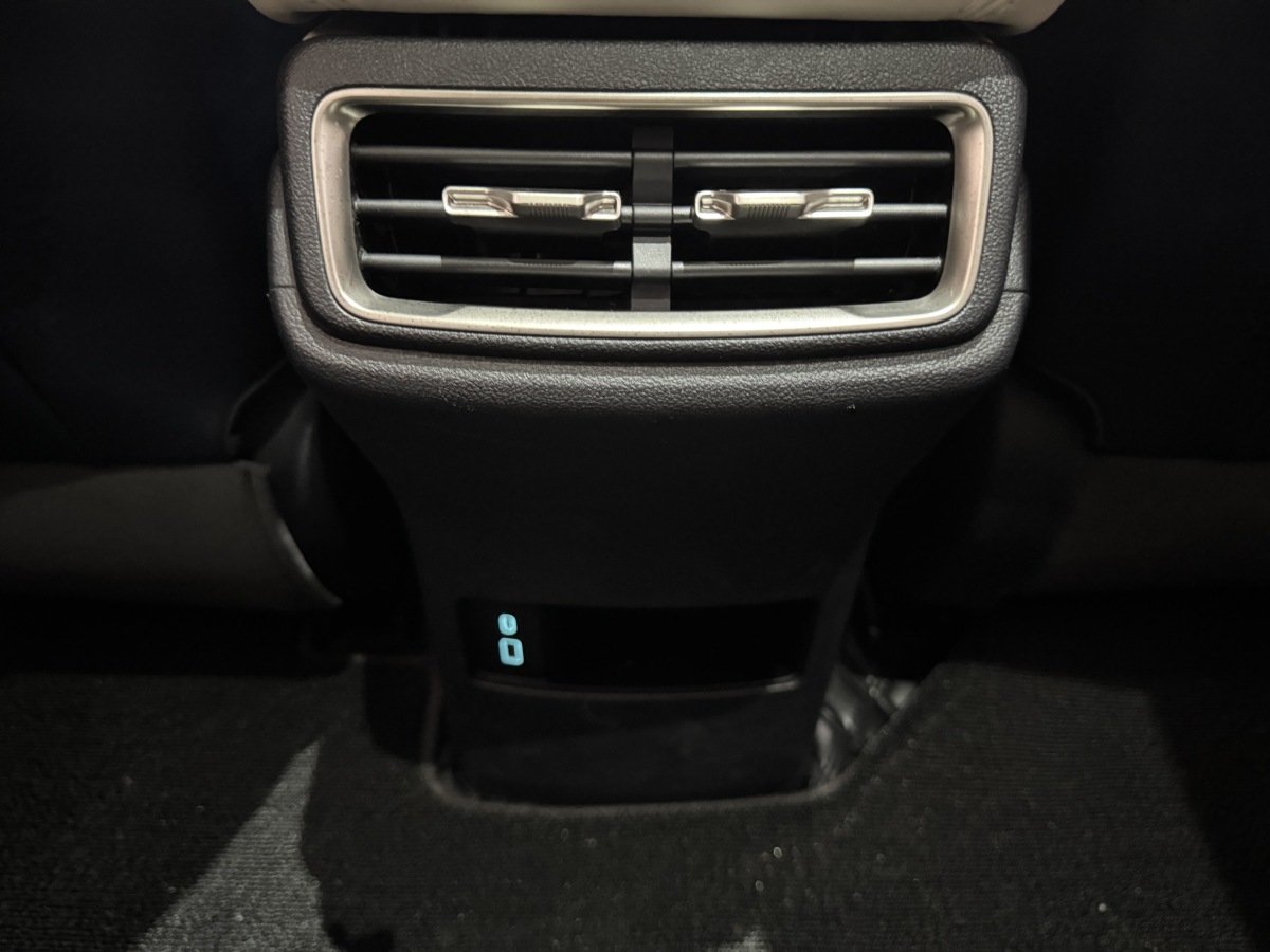 BYD Qin L 2024 #16 BYD Qin L 2024 car image #16