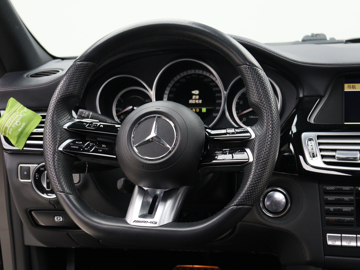 Mercedes-Benz 2012 car image #16